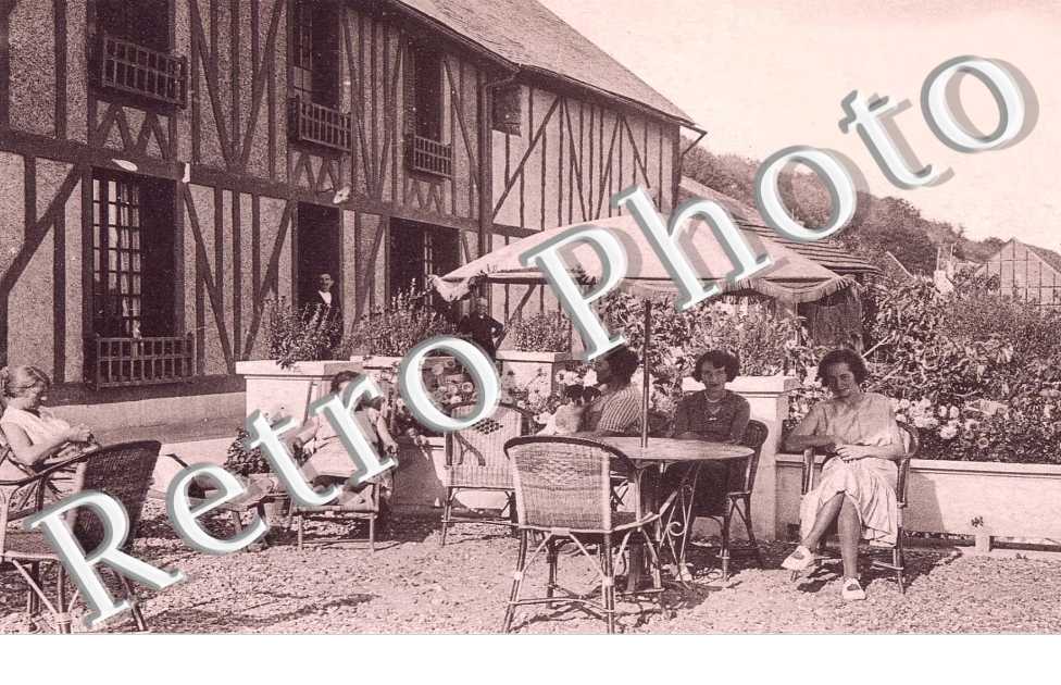 Hotel Restaurant  aux terrasses fleuries
