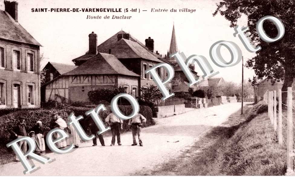 entrée du village, route de Duclair