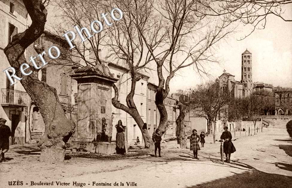 boulevard victor hugo - fontaine de la ville