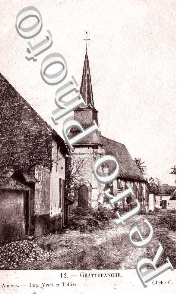 (L'Eglise et vue interieure)
