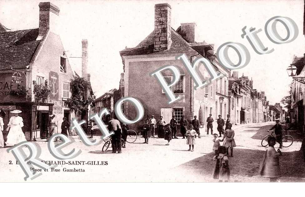 place et rue gambetta, saint gilles