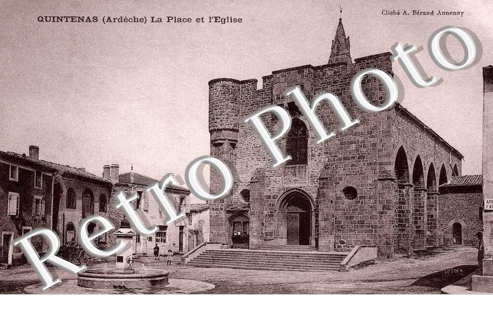 La place et l'eglise