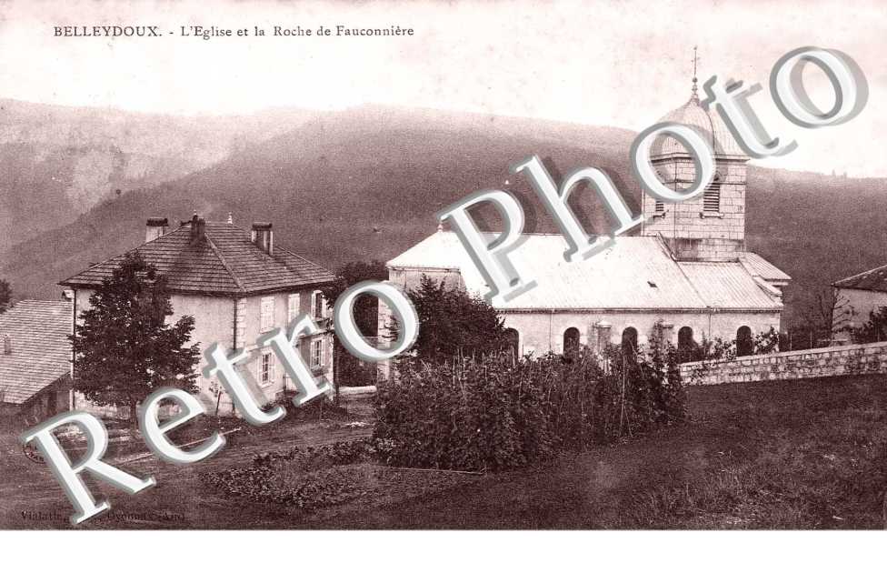 l'eglise et la Roche de Fauconniere