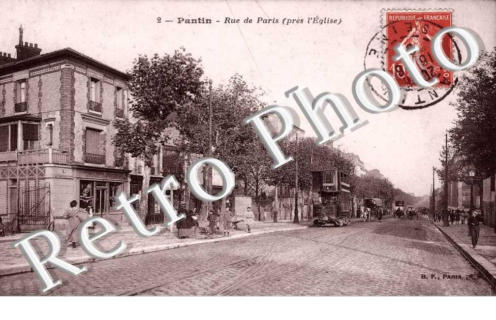 Rue de Paris (pres l'eglise)