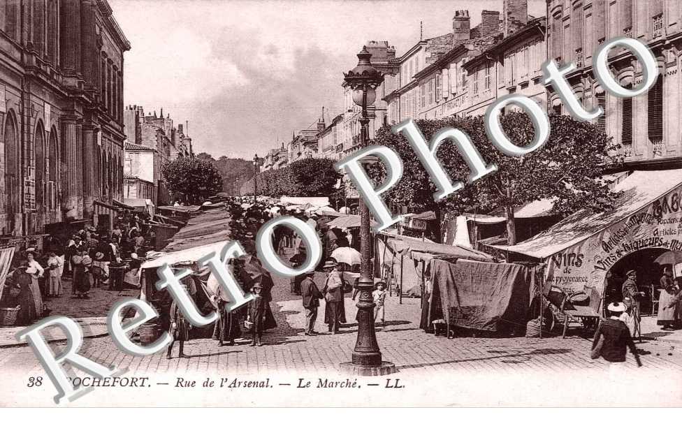 Rue de l'Arsenal, le Marche