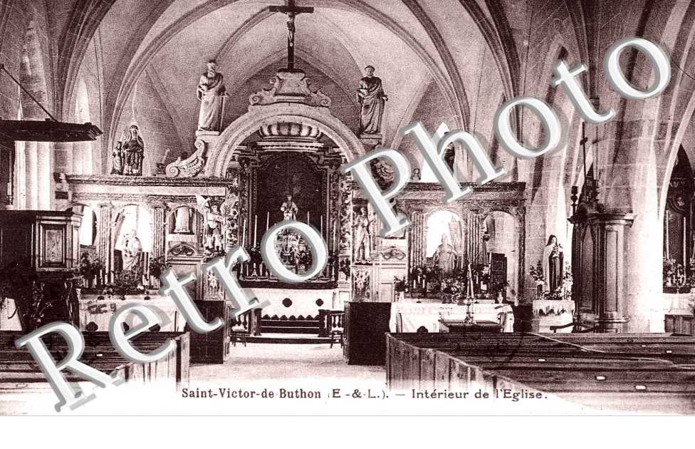 Interieur de l'eglise