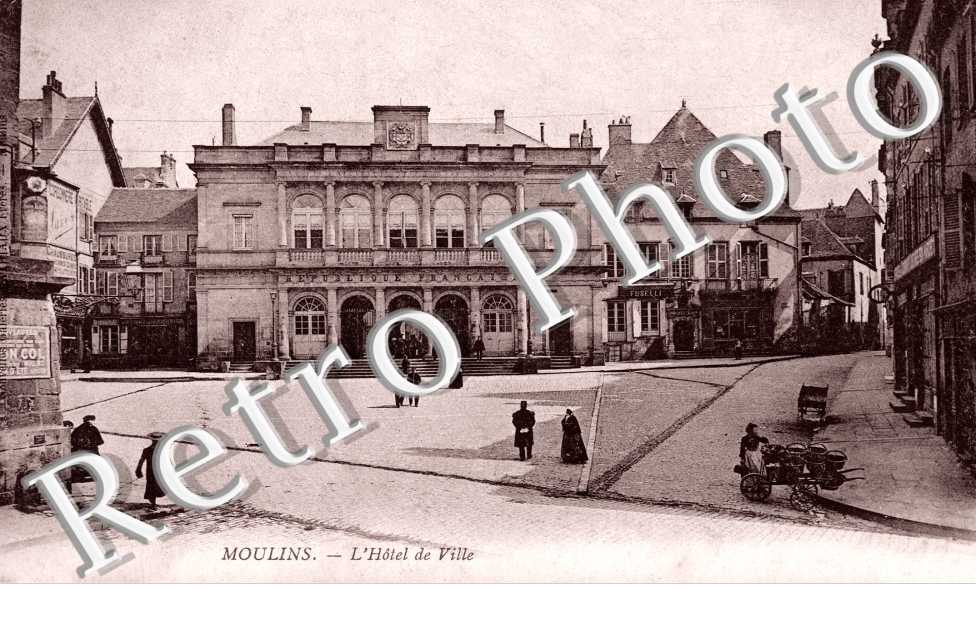 L'HOTEL DE VILLE