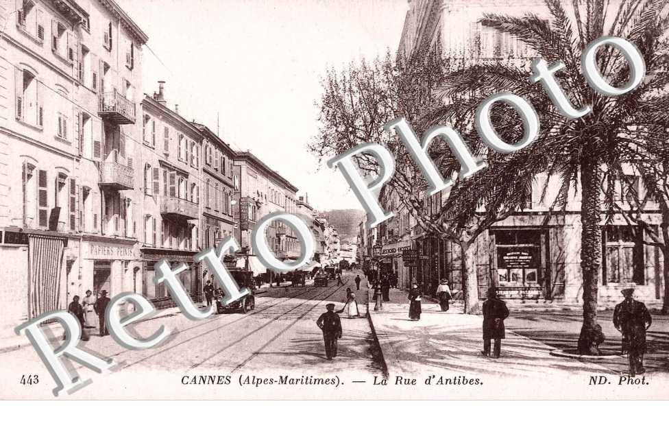 LA RUE D'ANTIBES