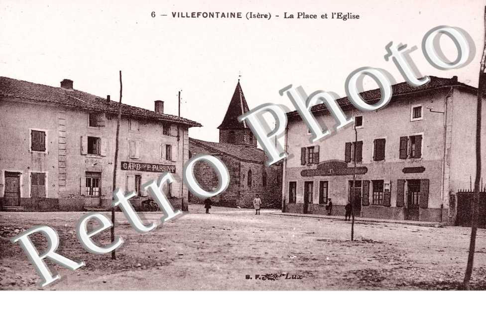 LA PLACE ET L'EGLISE