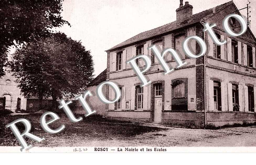 La mairie et les ecoles