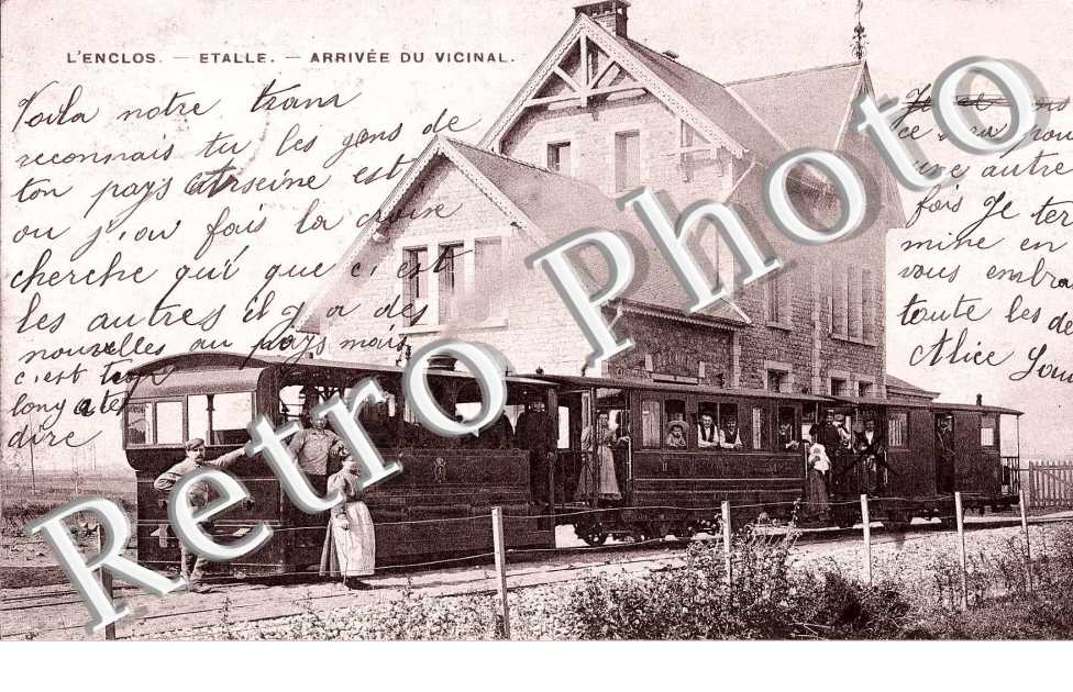l'enclos - arrivee du vicinal