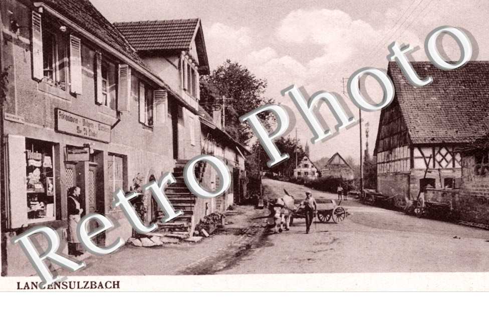 ( un coin du village )