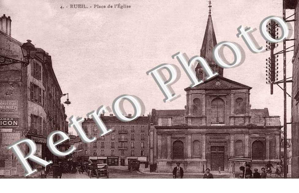 PLACE DE L'EGLISE