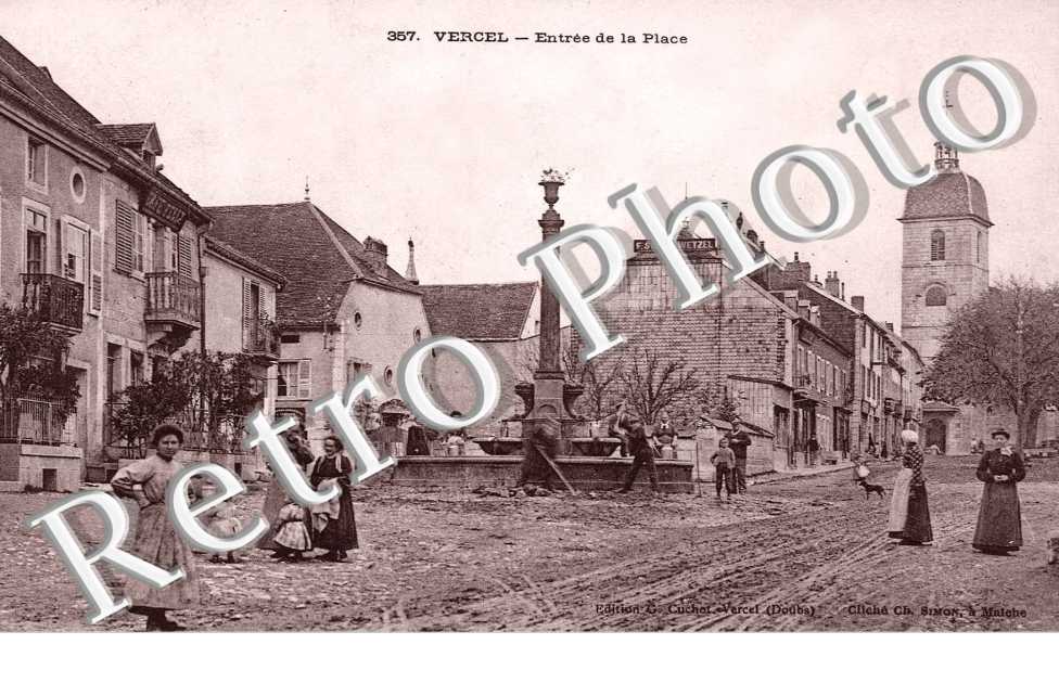 entree de la place