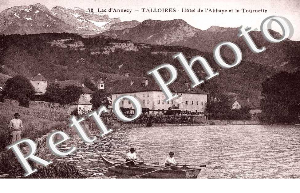 Lac d'Annecy et Hotel de l'abbaye de Tournette