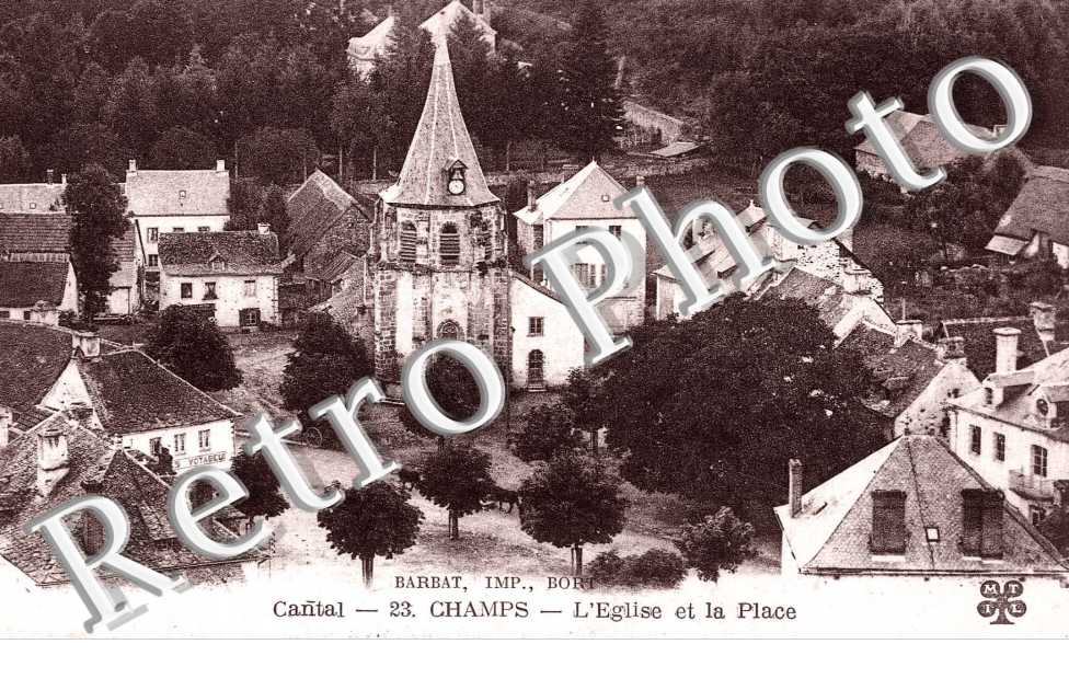 L'eglise et la place