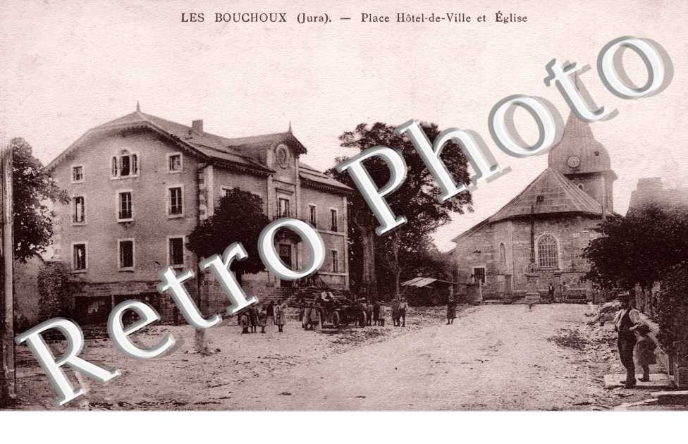 Place hotel-de-ville et eglise