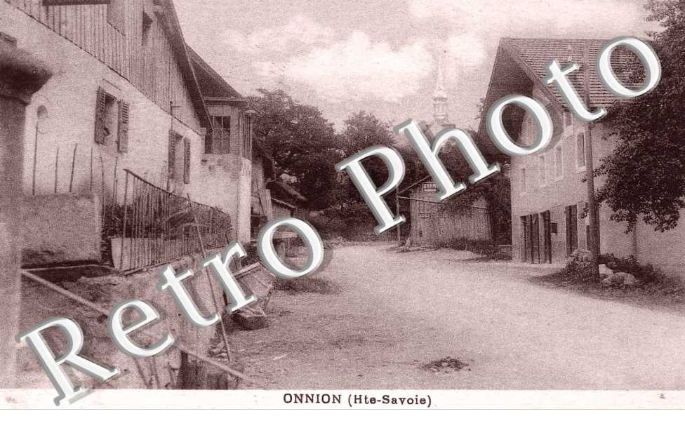 ( une rue )