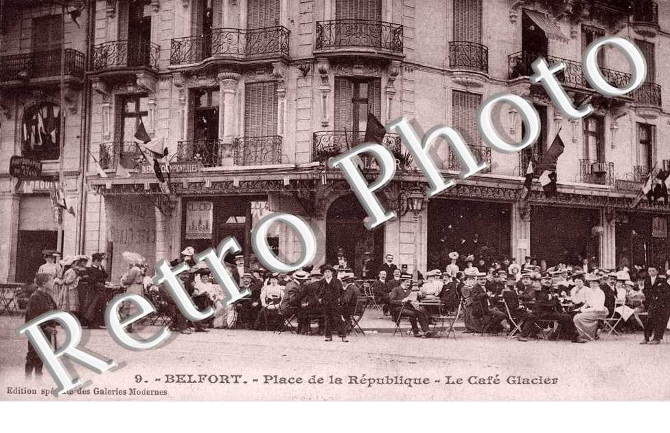 PLACE DE LA REPUBLIQUE - LE CAFE GLACIER