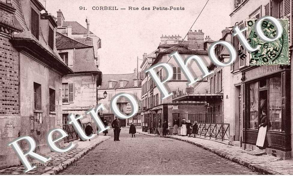 Corbeil rue des Petits Ponts