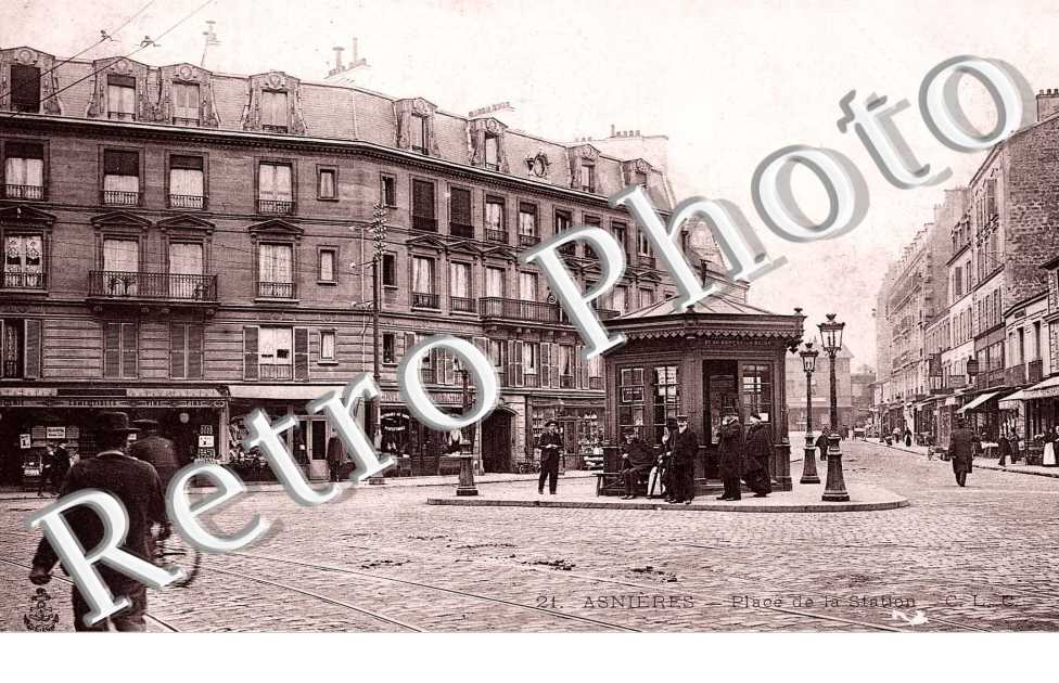 PLACE DE LA STATION