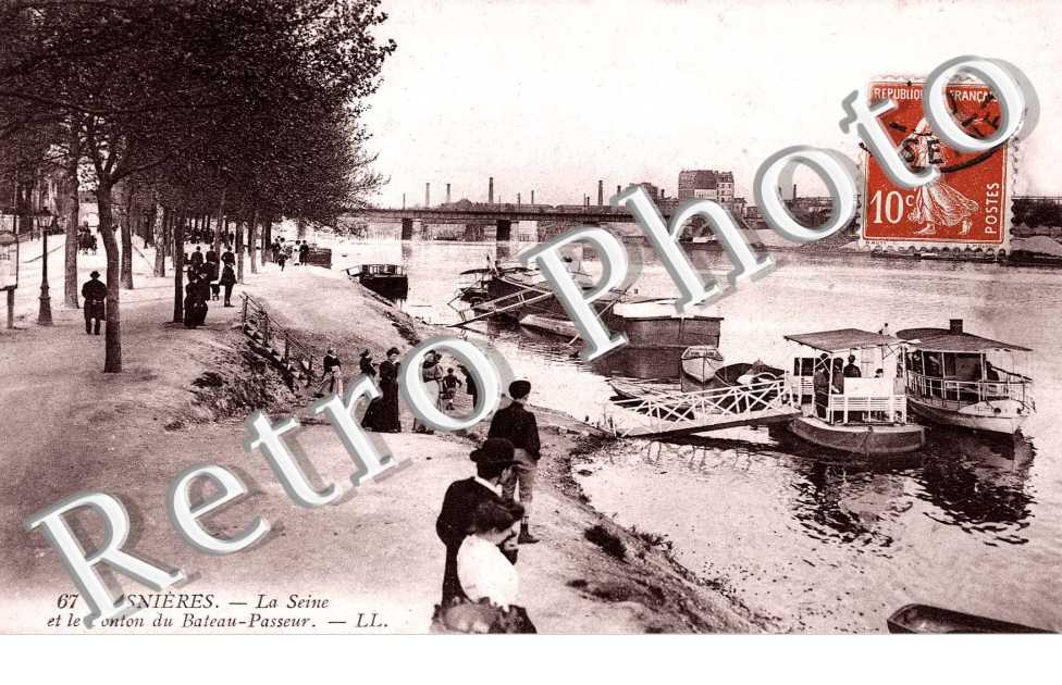 La Seine et le ponton du bateau-passeur