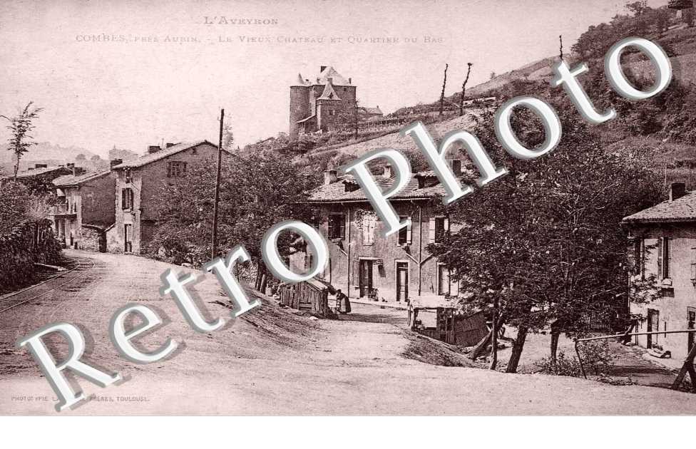 Combes - le vieux chateau et quartier du bas