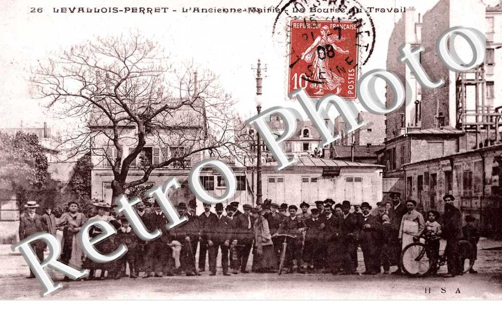 La bourse du travail - l'ancienne mairie