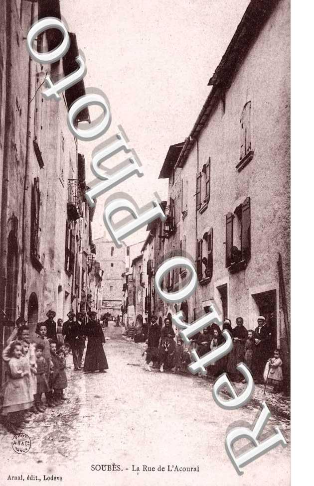 La rue de l'Acoural