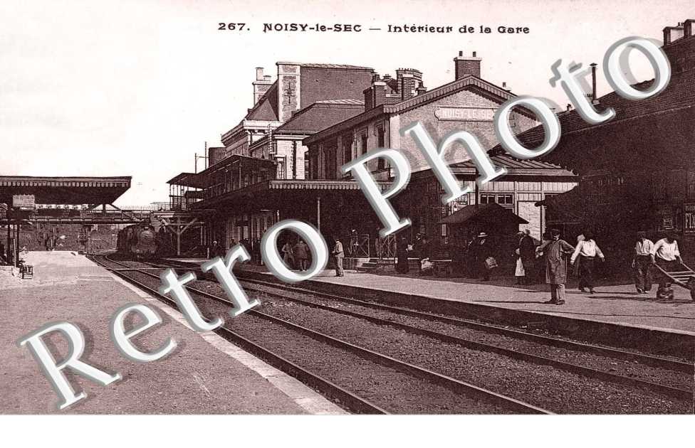 Interieur de la Gare