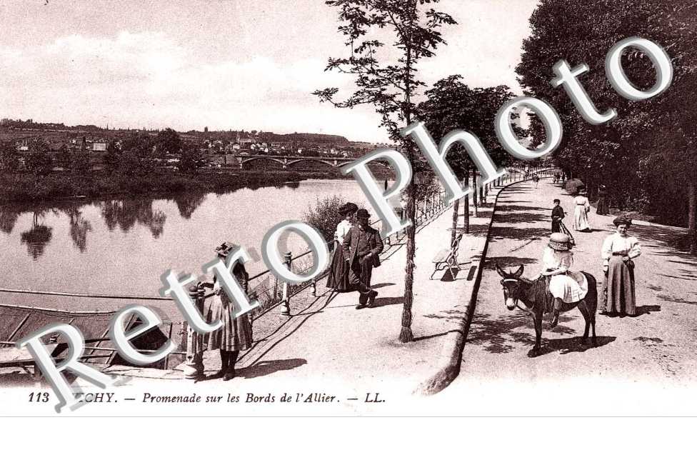 PROMENADE SUR LES BORDS DE L'ALLIER