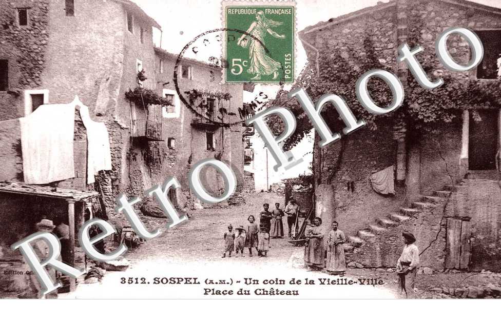 un coin de la vieille ville Place du chateau