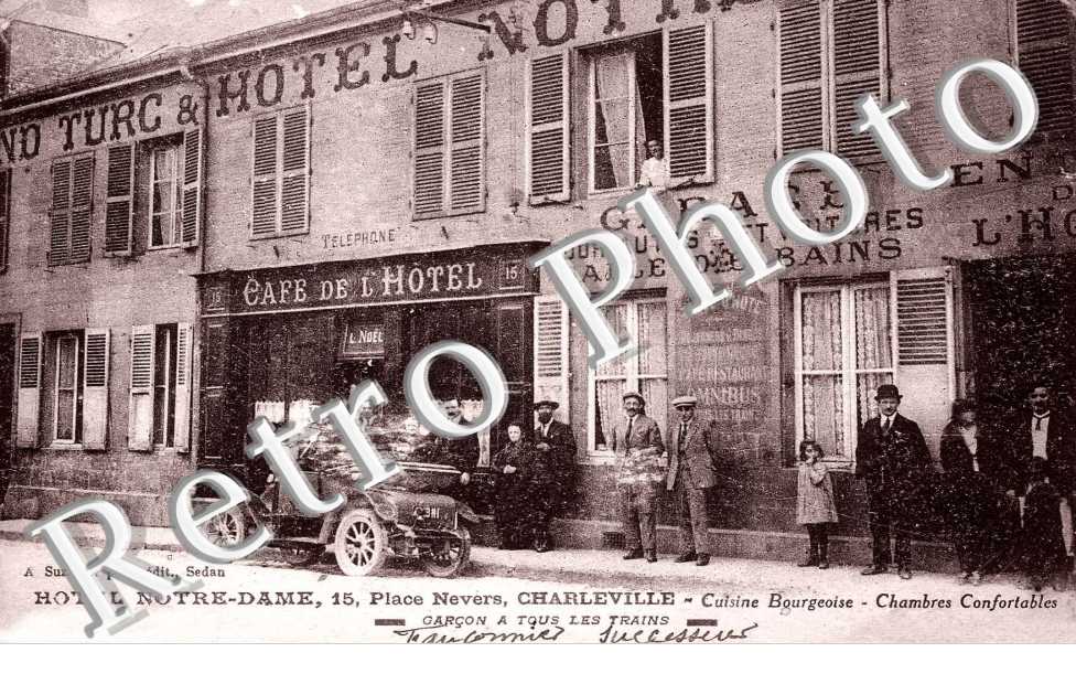 Hotel Notre Dame 15 place Nevers