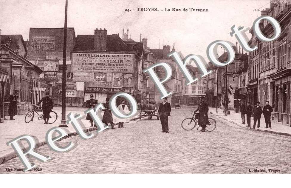 LA RUE DE TURENNE