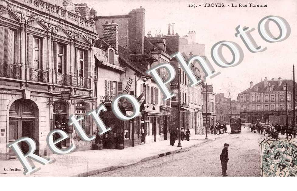 LA RUE DE TURENNE