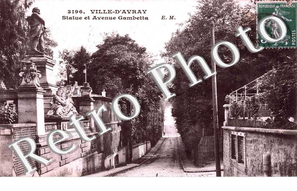 Statue et avenue Gambetta