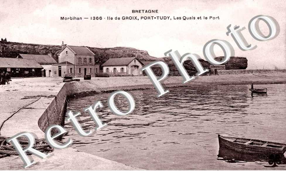 PORT TUDY - les quais et le port