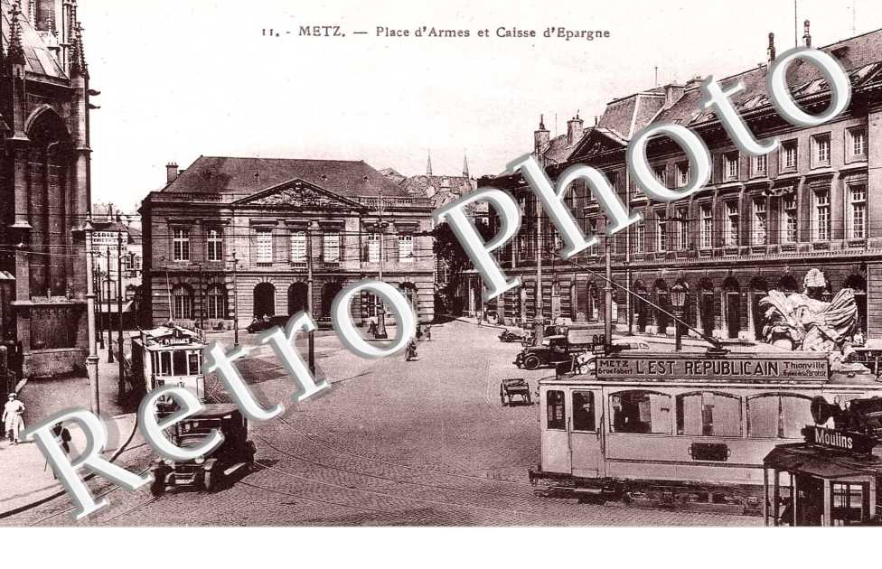 PLACE D'ARMES ET CAISSE D'EPARGNE