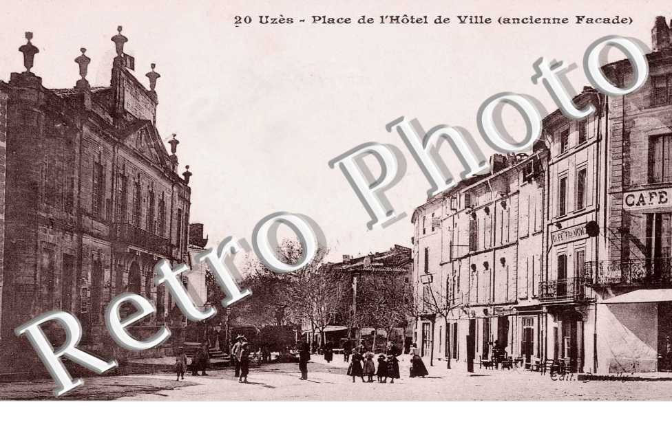 place de l'hotel de ville (ancienne facade)