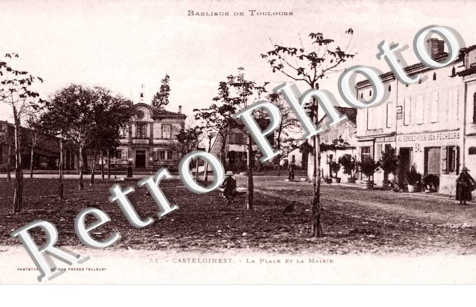 la place et la mairie