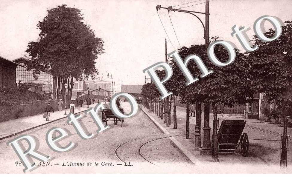 L'AVENUE DE LA GARE