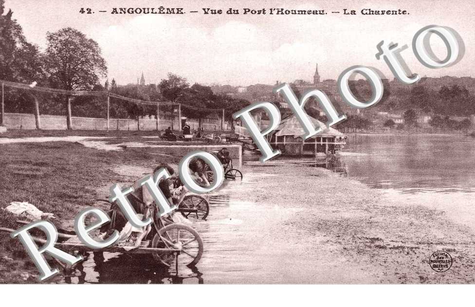 vue du port l'Houmeau, la Charente