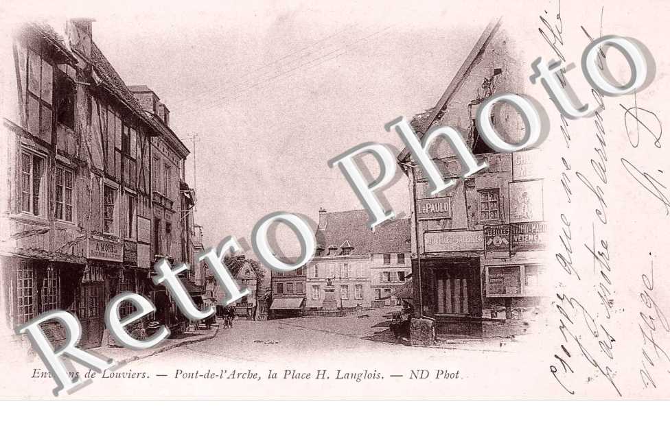 Pont de l'Arche - la place - H. Langlois