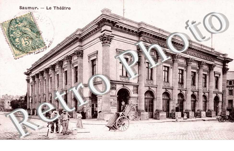 LE THEATRE