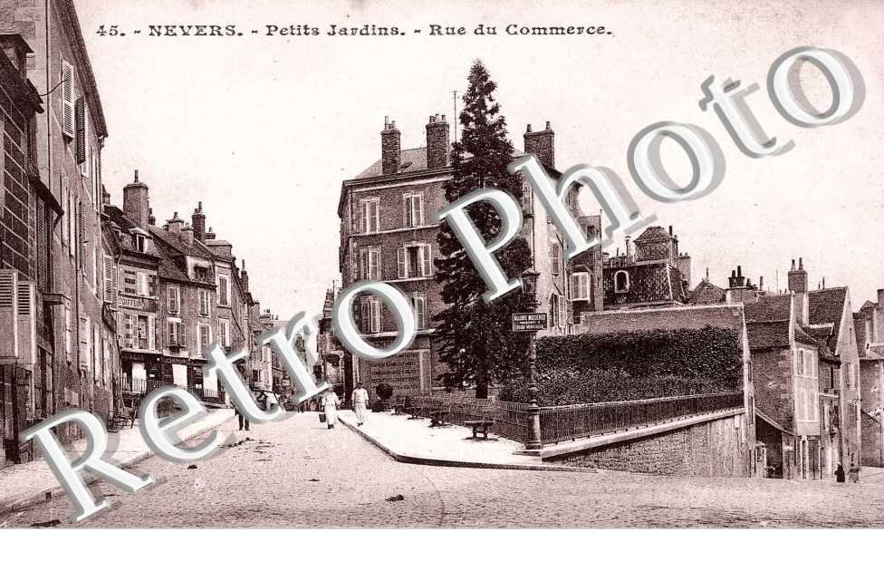 rue du Commerce PETITS JARDINS