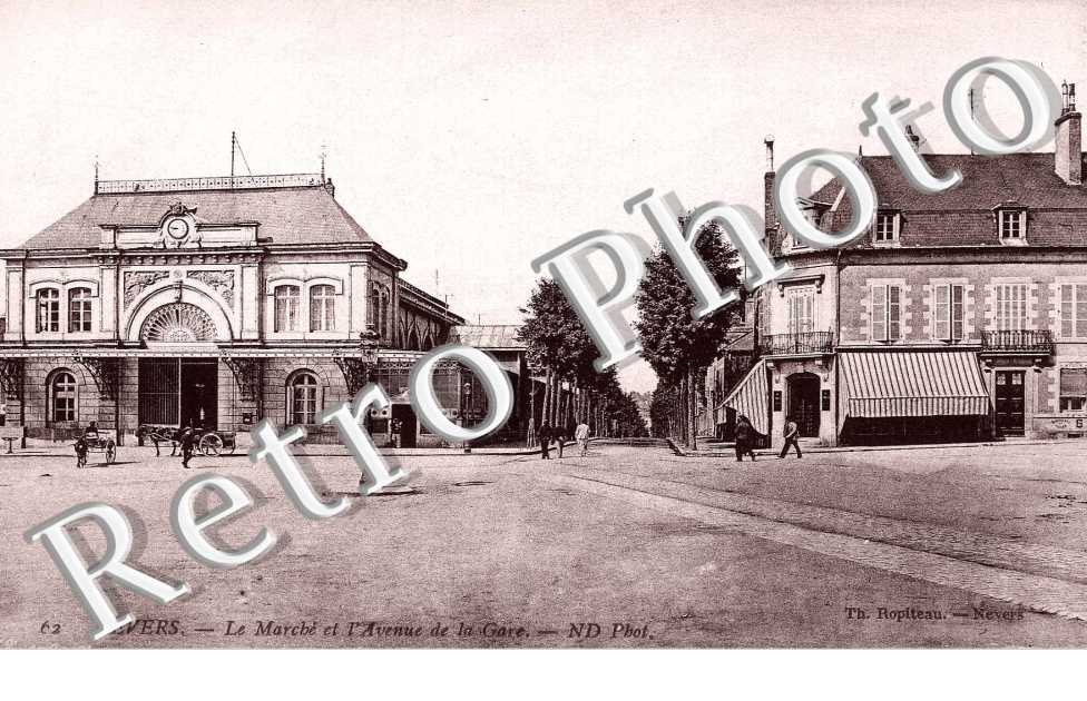 Le Marche et l'avenue de la Gare