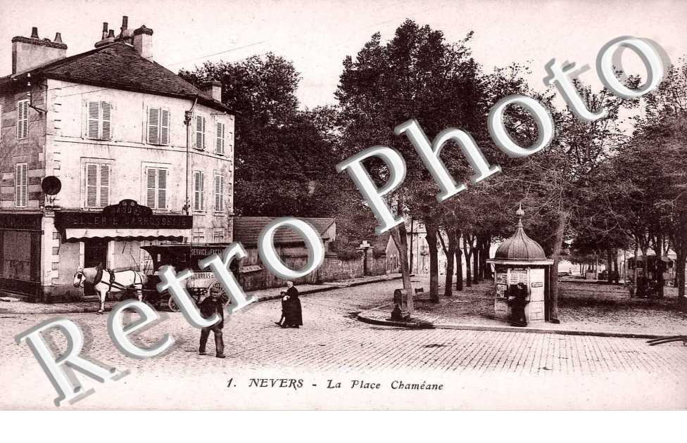LA PLACE CHAMEANE