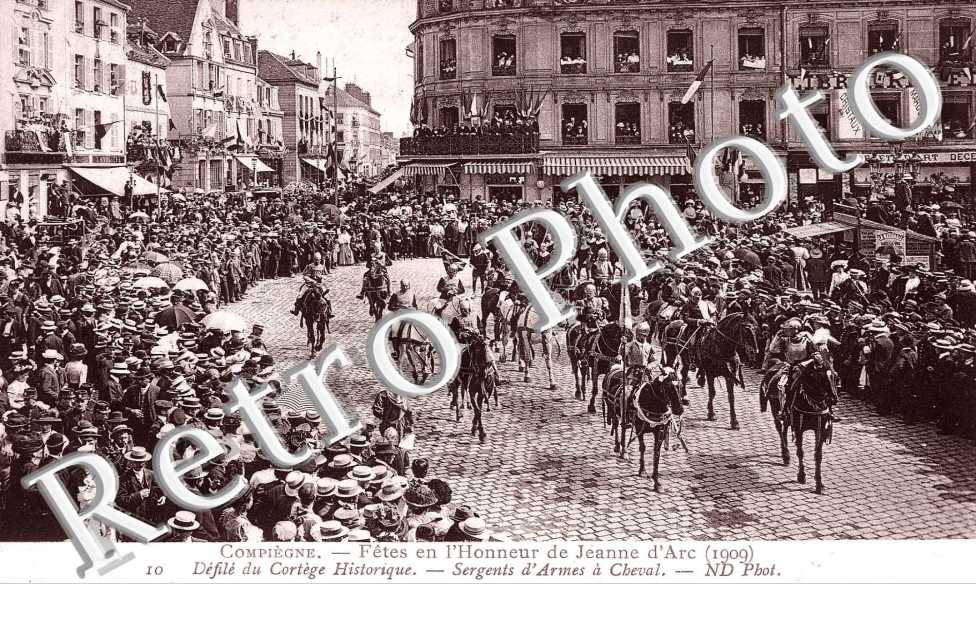 Fetes de Jeanne d'Arc,  Sergents d'Armes a cheval