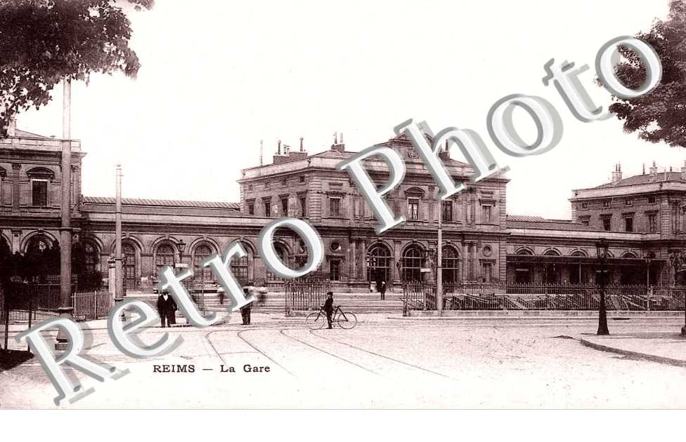 LA GARE