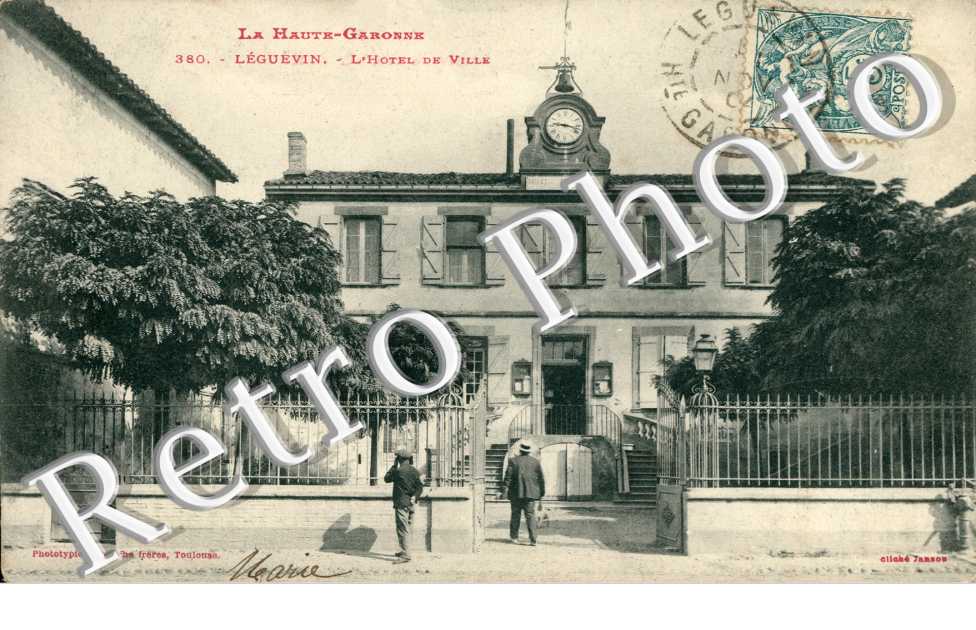 L'Hotel de Ville